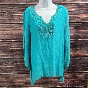 Counterparts Teal Embroidered Women's Top